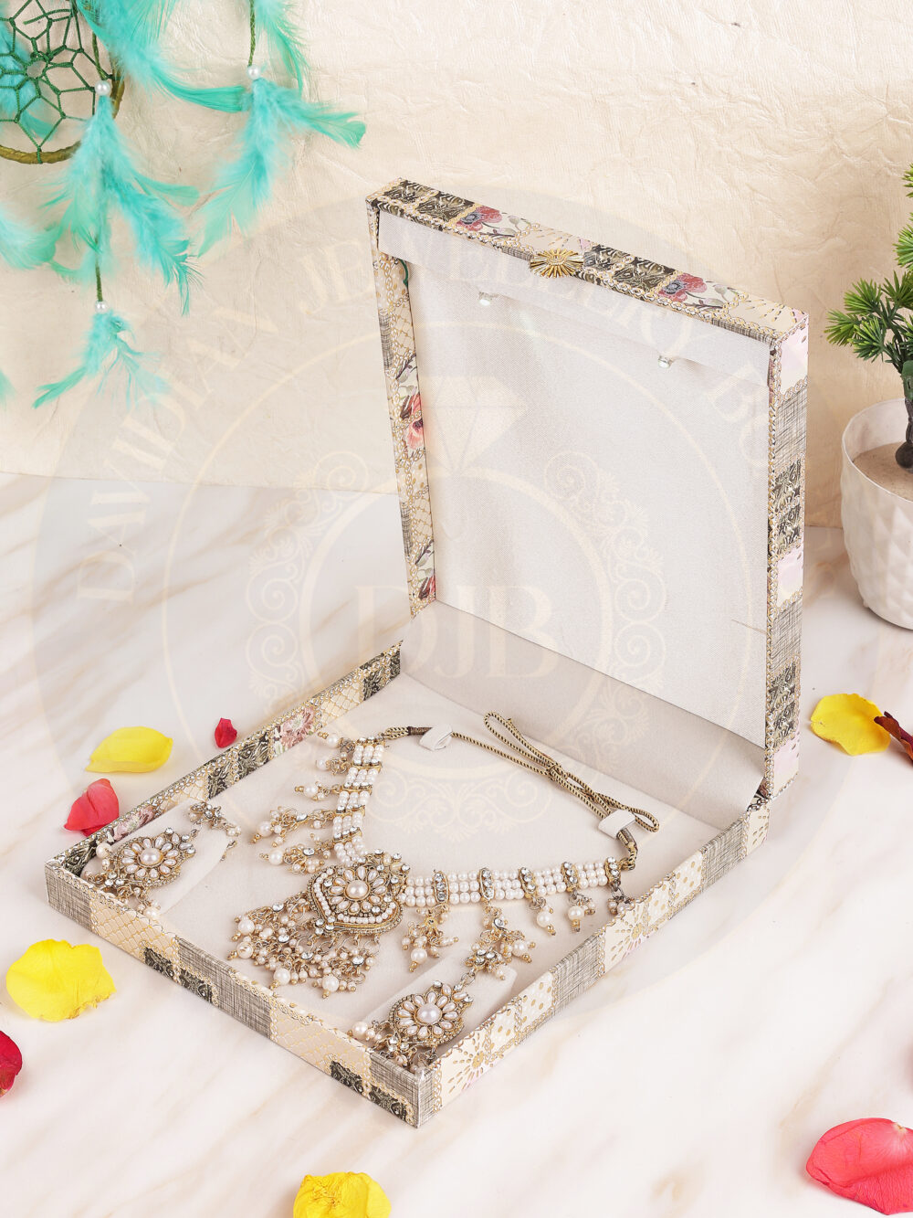 High Neck Set Box - Image 3